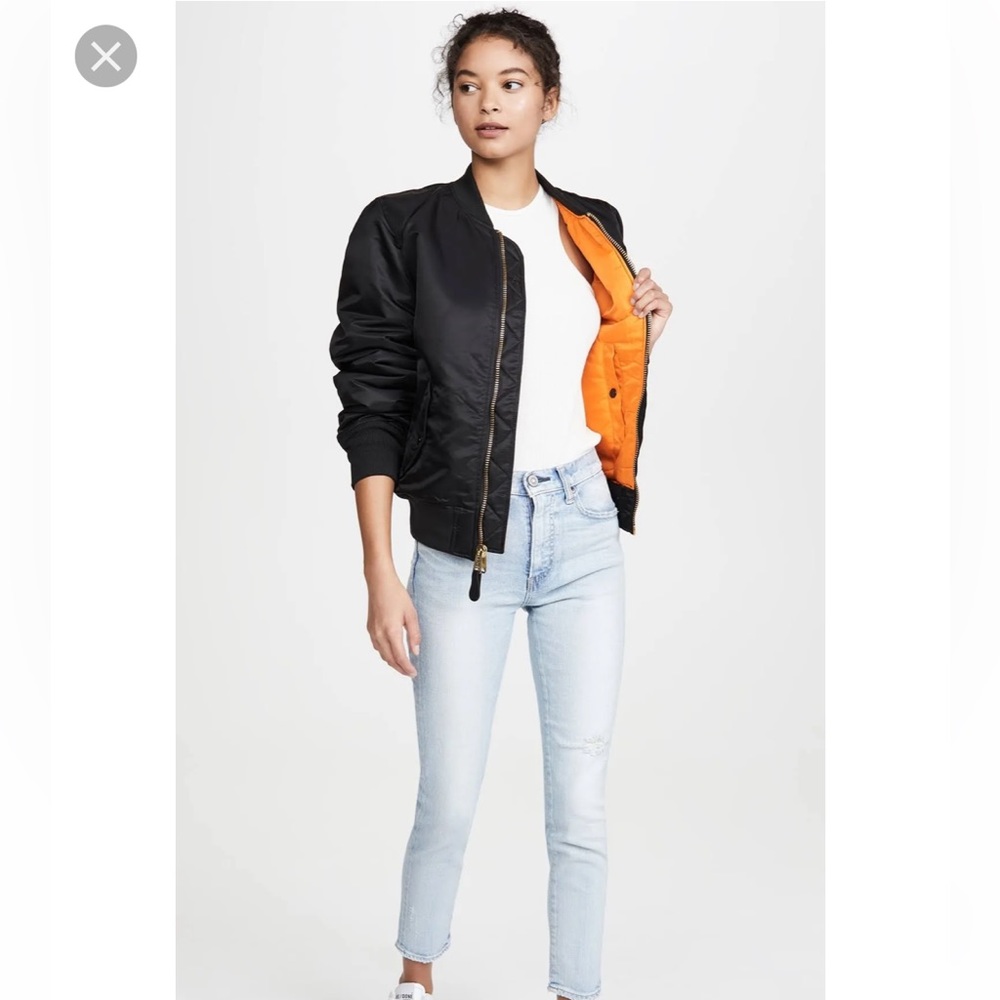 Alpha Industries MA-1 Bomber Jacket Large w/ iconic red tag